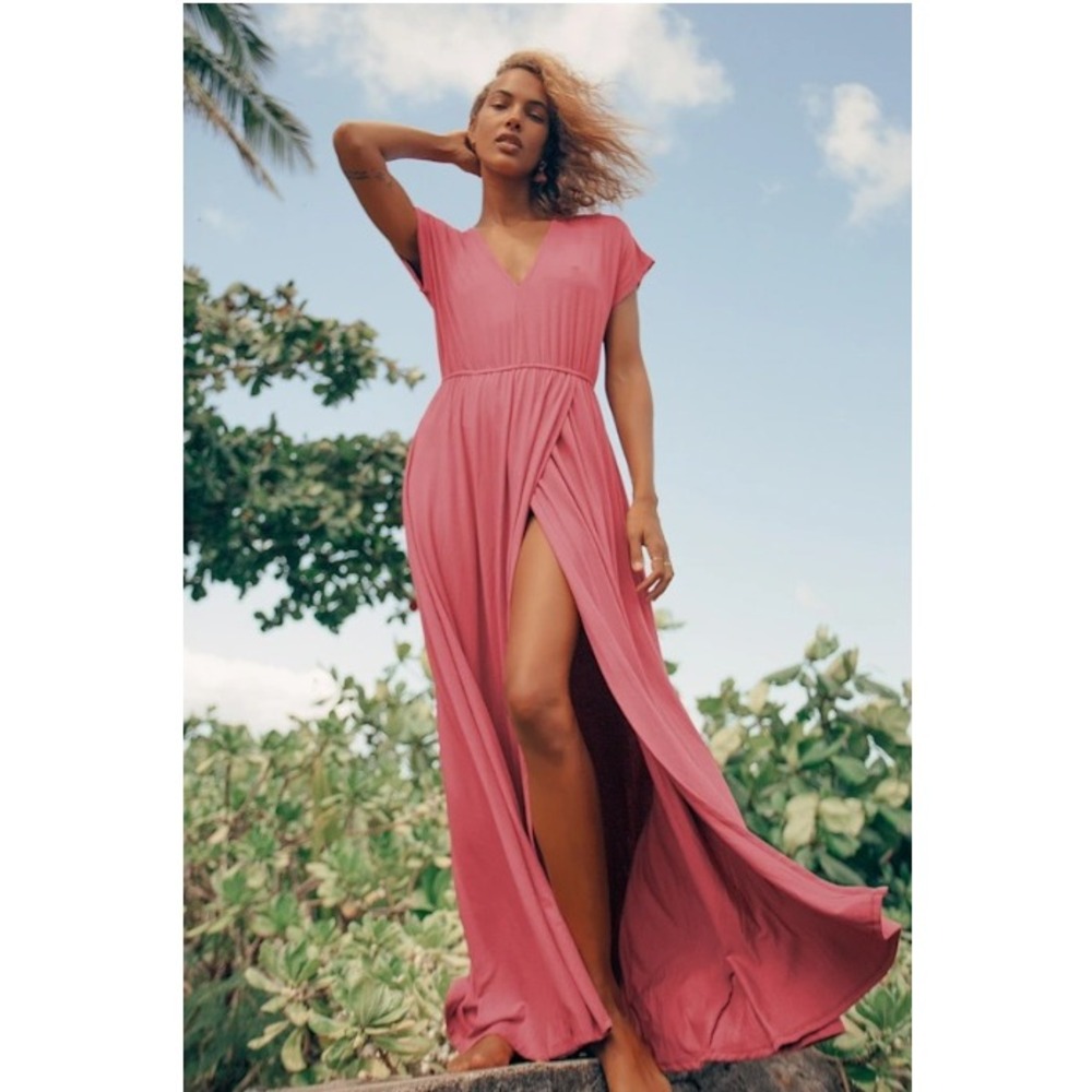 Lulus Lost in Paradise Rose Pink V-Neck Maxi Dress Size Medium NWT - Picture 1 of 5